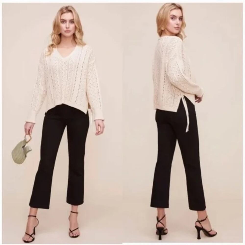 ASTR The Label Open Weave V-Neck Sweater in Cream Side Tie Bows Boho Size Small